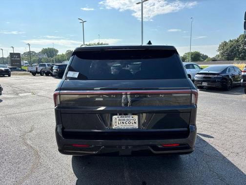 2025 Lincoln Navigator Black Label