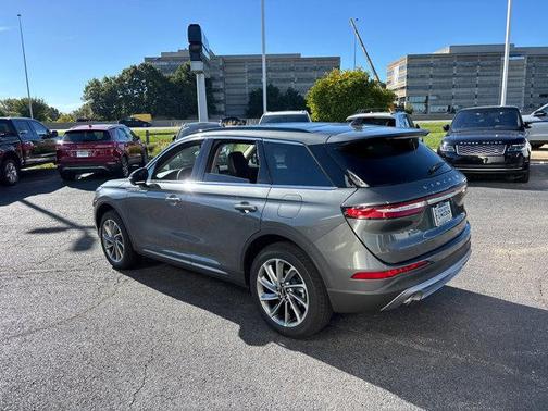 2026 Lincoln Corsair Premiere