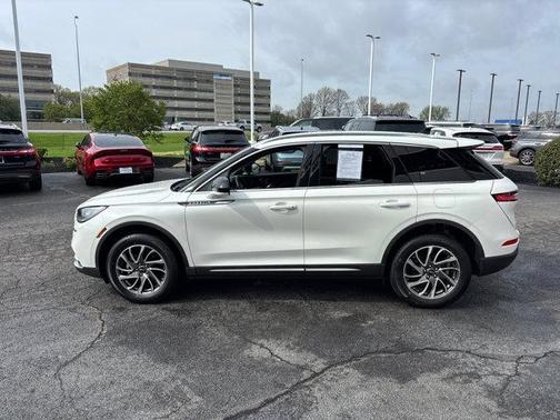 2022 Lincoln Corsair Standard