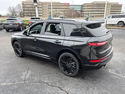 infinite black metallic clearcoat 2026 Lincoln Corsair Reserve