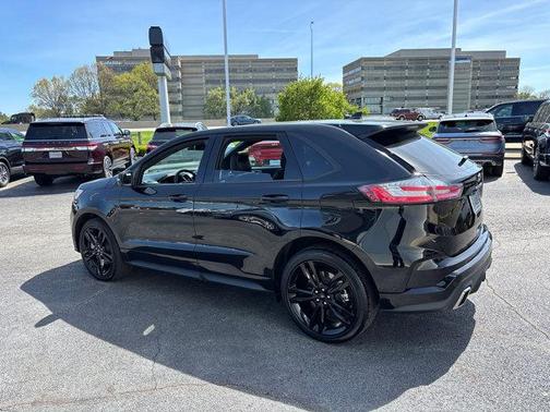 2024 Ford Edge ST