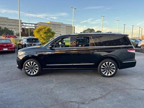 2024 Lincoln Navigator Reserve