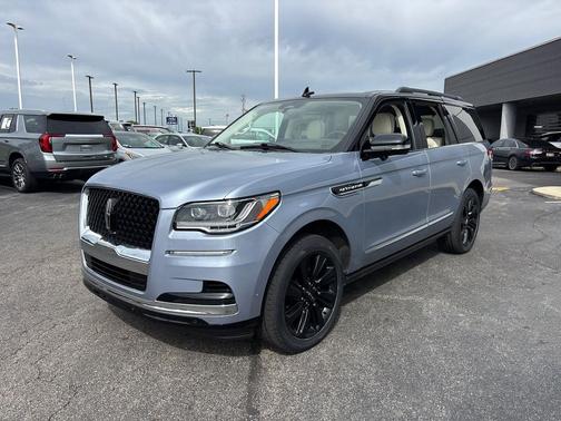 Chroma Crystal Blue Metallic Premium Colorant 2023 Lincoln Navigator Black Label