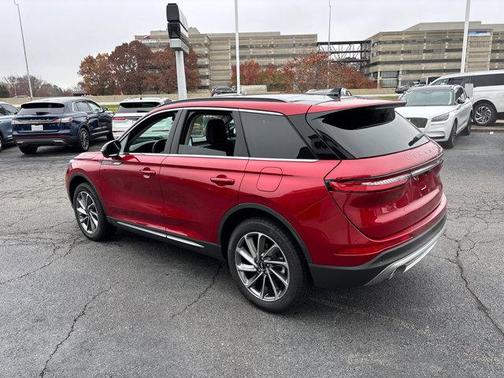 2025 Lincoln Corsair Premiere