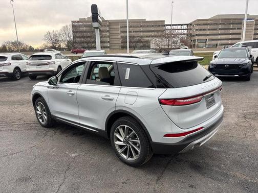 2026 Lincoln Corsair Premiere