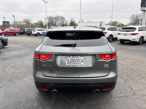2019 Jaguar F-PACE S