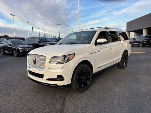 2023 Lincoln Navigator Reserve