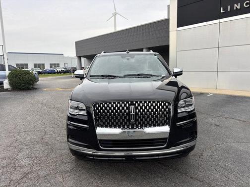 2022 Lincoln Navigator Black Label
