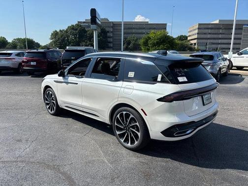 2025 Lincoln Nautilus Black Label