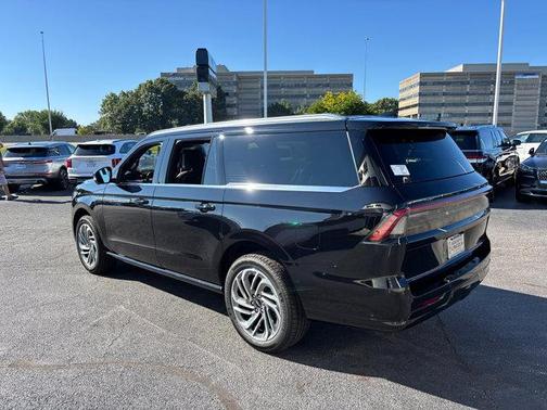 2025 Lincoln Navigator Reserve