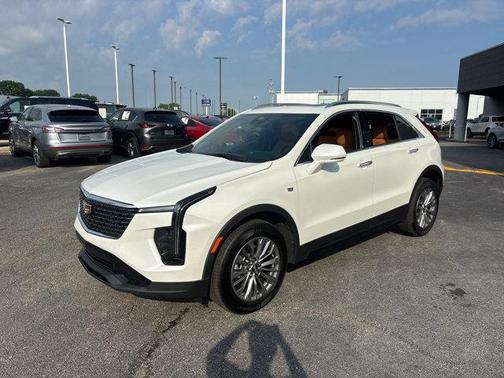 2024 Cadillac XT4 Premium Luxury