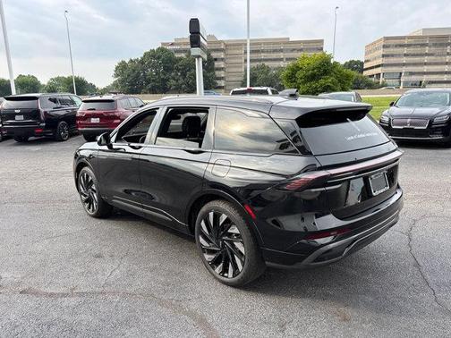 2025 Lincoln Nautilus Reserve
