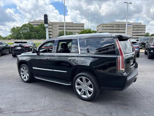 2019 Cadillac Escalade Luxury