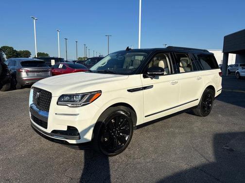 2024 Lincoln Navigator Black Label