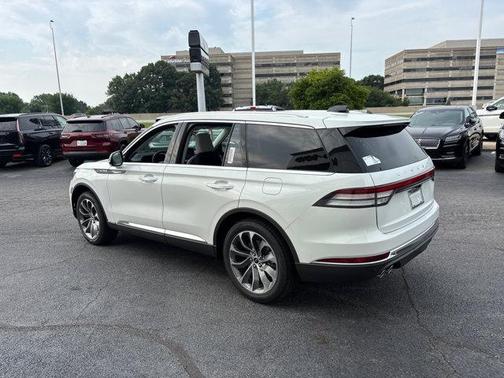 2025 Lincoln Aviator Premiere