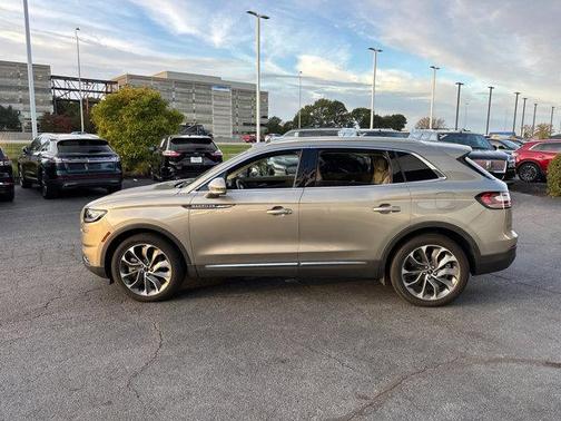 2023 Lincoln Nautilus Reserve