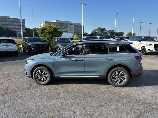 2026 Lincoln Corsair Premiere