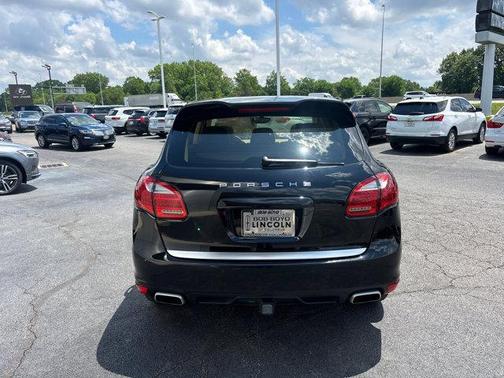 2014 Porsche Cayenne Base