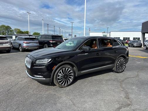 2022 Lincoln Nautilus Black Label