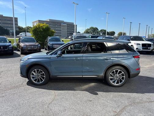 2025 Lincoln Corsair Premiere