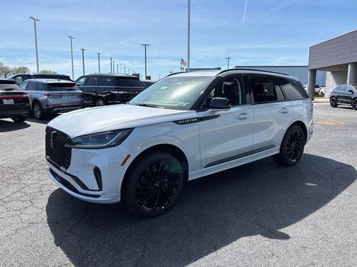 2025 Lincoln Aviator Reserve AWD