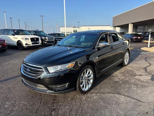2018 Ford Taurus Limited