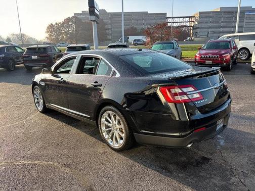 2018 Ford Taurus Limited