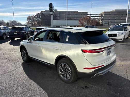 2026 Lincoln Corsair Premiere