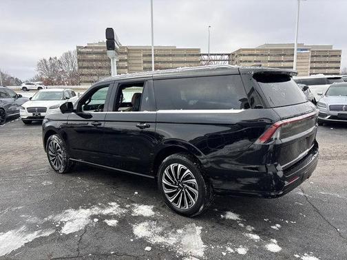 2025 Lincoln Navigator Black Label