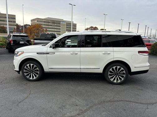 2024 Lincoln Navigator Reserve