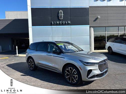 2025 Lincoln Nautilus Reserve