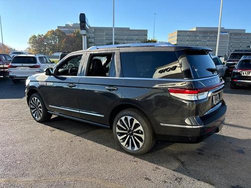 2024 Lincoln Navigator Reserve
