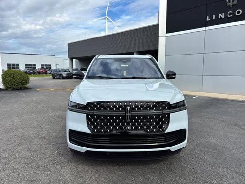 2025 Lincoln Navigator Black Label
