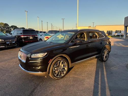 2022 Lincoln Nautilus Reserve