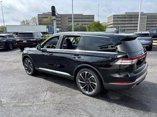 2025 Lincoln Aviator Reserve AWD