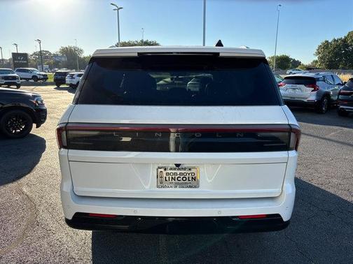 2025 Lincoln Navigator Black Label