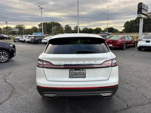 2022 Lincoln Nautilus Standard