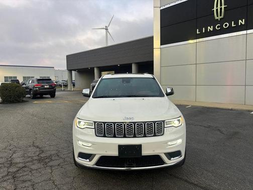 2019 Jeep Grand Cherokee Summit