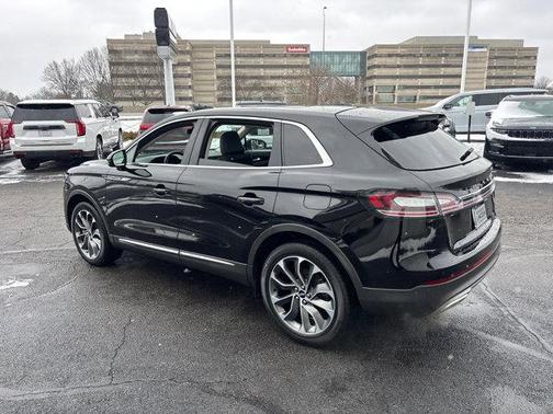 2023 Lincoln Nautilus Reserve