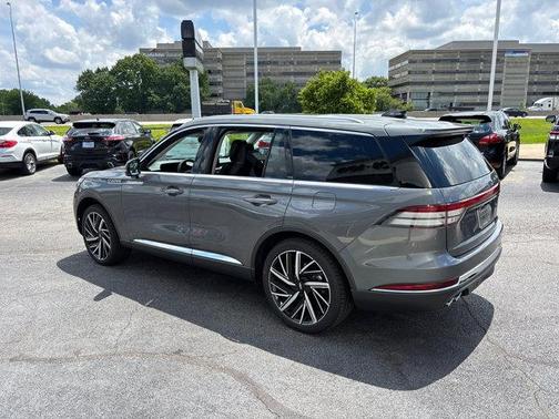 2025 Lincoln Aviator Reserve AWD