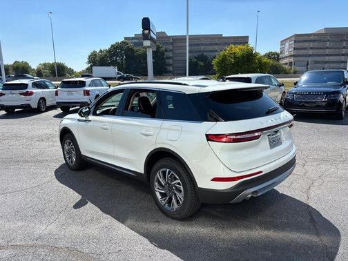 2026 Lincoln Corsair Premiere