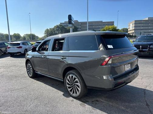 2025 Lincoln Navigator Black Label