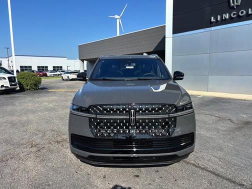 2025 Lincoln Navigator Black Label