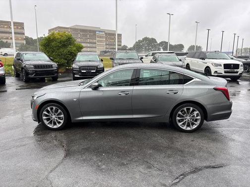 2022 Cadillac CT5 Premium Luxury