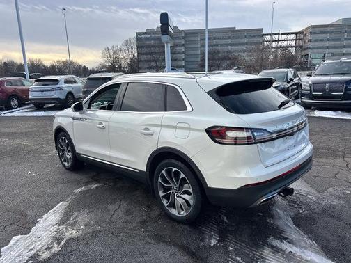 2022 Lincoln Nautilus Reserve