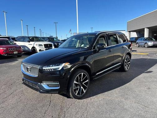 2021 Volvo XC90 Recharge Plug-In Hybrid T8 Inscription Expression 7 Passenger