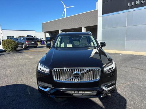 2021 Volvo XC90 Recharge Plug-In Hybrid T8 Inscription Expression 7 Passenger