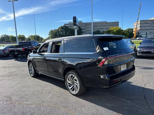 2025 Lincoln Navigator Reserve