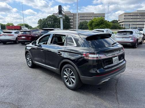 2022 Lincoln Nautilus Standard