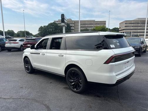 2025 Lincoln Navigator Reserve